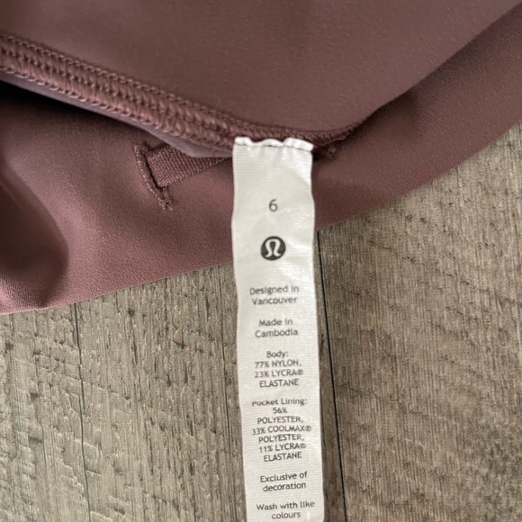 Wunder Train Shorts 6” - Picture 5 of 5